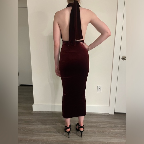 ASOS Design Burgundy Velvety Midi Dress - Picture 3 of 5